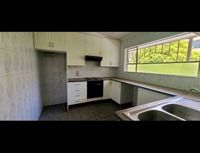 2 BEDROOM APARTMENT FOR SALE IN BEDFORD GARDENS